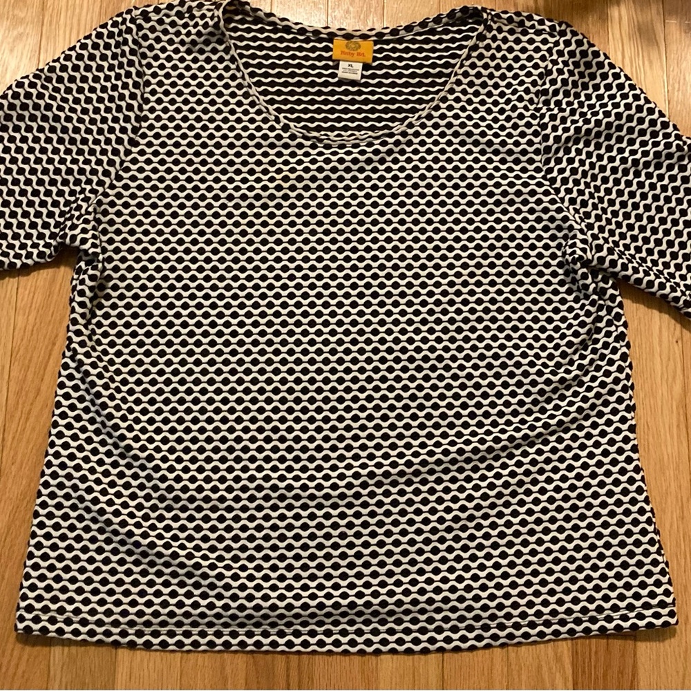 black and white top